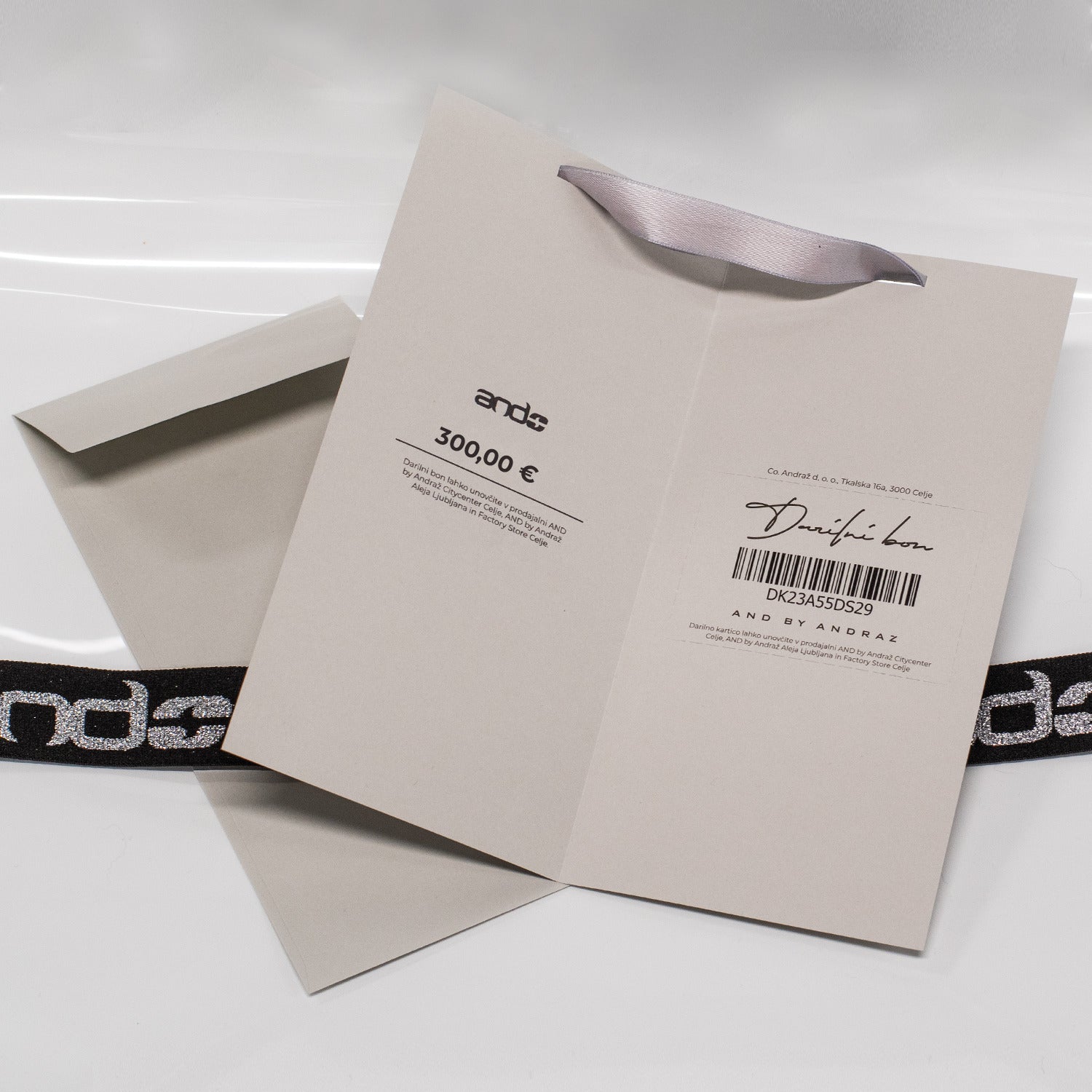 DARILNI BON 300€ DARILNI BON 300,00€